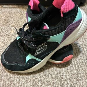 Skechers Black and Mint Sneakers with Pink Highlights